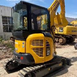 Komatsu PC30