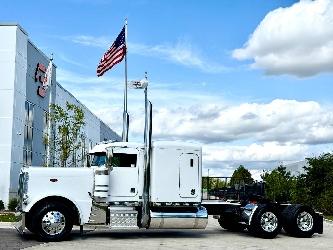 Peterbilt 389