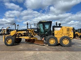 CAT 140M2