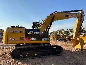 CAT 320 D L