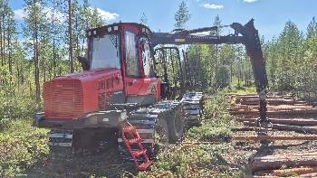 Komatsu 845