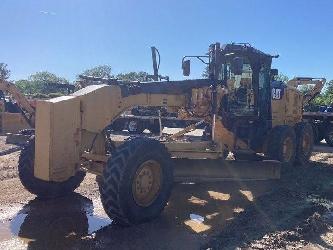 CAT 12M2