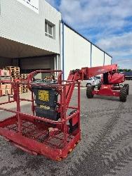 JLG M 600 JP