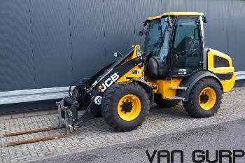 JCB 409