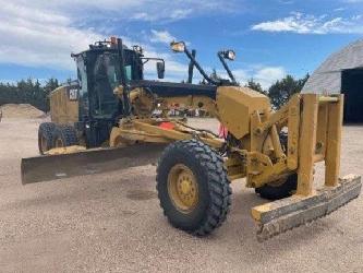 CAT 140 M 2
