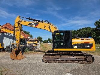 CAT 323DL