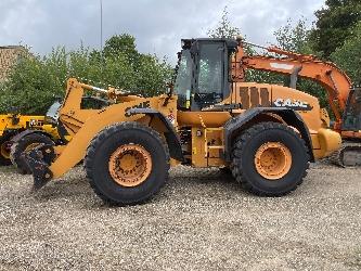 CASE 821 E