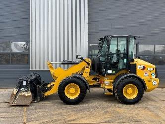 CAT 908M
