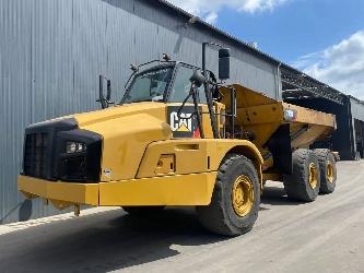 CAT 735B