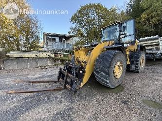 CAT 980