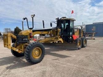 CAT 140 M