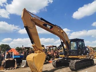 CAT 320  D
