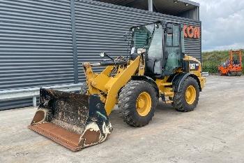 CAT 908 M