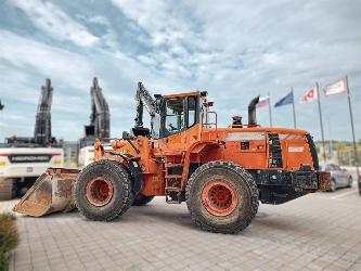 Doosan DL 300