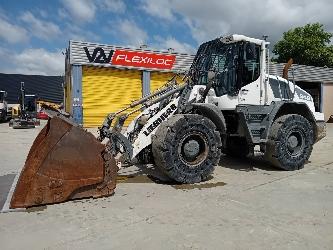 Liebherr L546