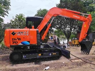 Hitachi ZX 70