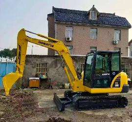 Komatsu PC 56