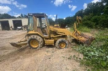 CAT 426