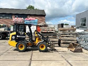 JCB 403