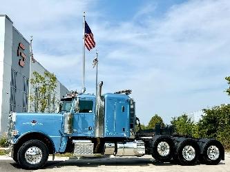 Peterbilt 389