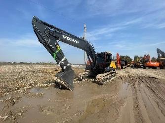 Volvo EC 210