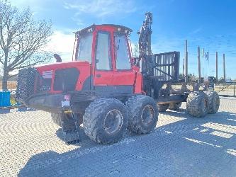 Komatsu 875
