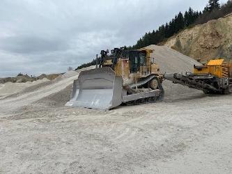 CAT D 9 T