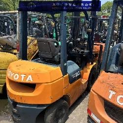 Toyota 20