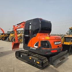 Doosan DX 60