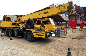 Hyundai HC 25
