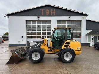 Volvo L 25 F
