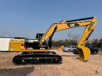 CAT 320 D