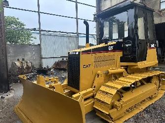 CAT D 4 C