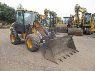 JCB 406 B