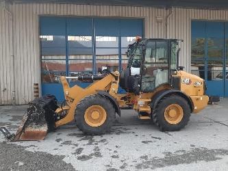 CAT 908M