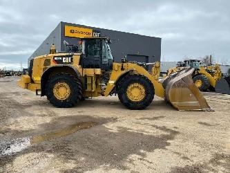 CAT 982M