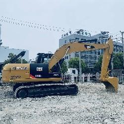 CAT 320 D