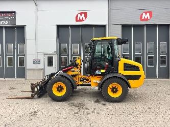 JCB 409