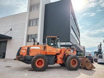 Doosan DL 300