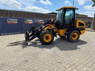 JCB 409