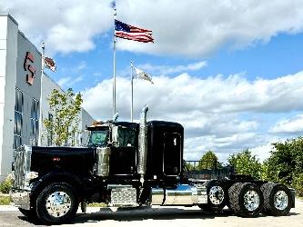 Peterbilt 389