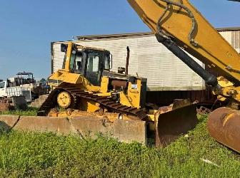 CAT D 6 M