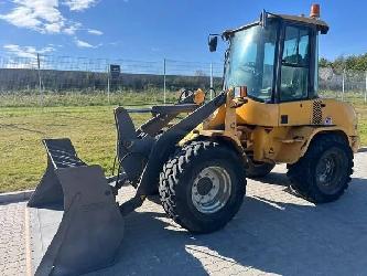 Volvo L 30 B