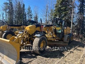 CAT 140M2 AWD