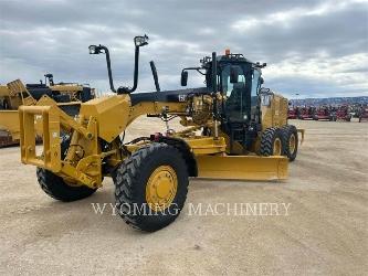 CAT 150 AWD