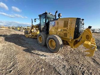 CAT 150 AWD