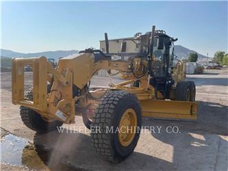 CAT 150 AWD