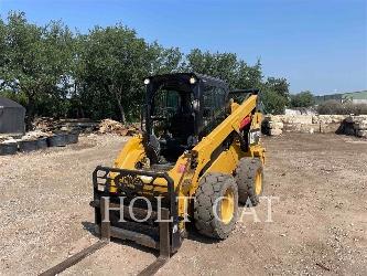 CAT 272D