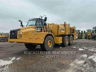 CAT 745C