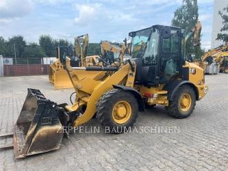 CAT 907M